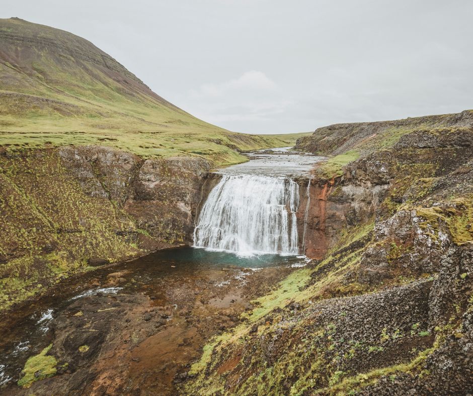 Landscape View of the Meðalfellsvatn Lake + Þórufoss Waterfall, One of the Stops when Driving the Hvalfjordur Fjord | Iceland with a View 