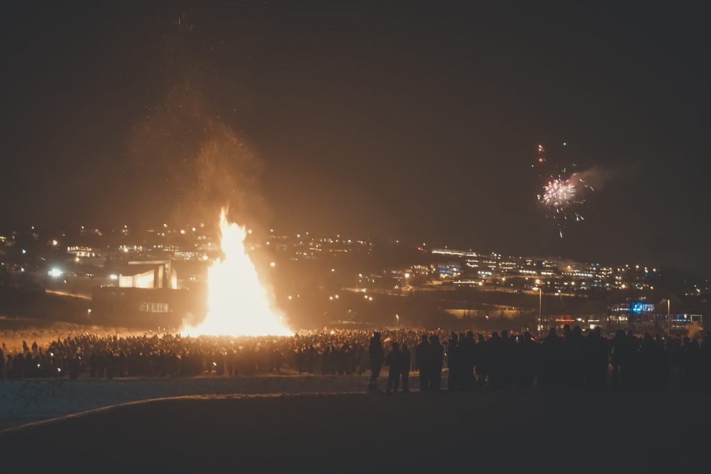 Picture of a Huge Bonfire Made on New Years Eve in Iceland | Iceland with a View 