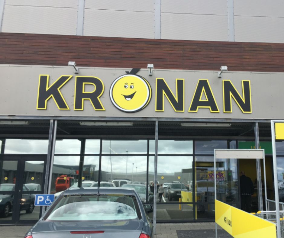 Picture of the Outside of Krónan Iceland Grocery Store | Iceland with a View 