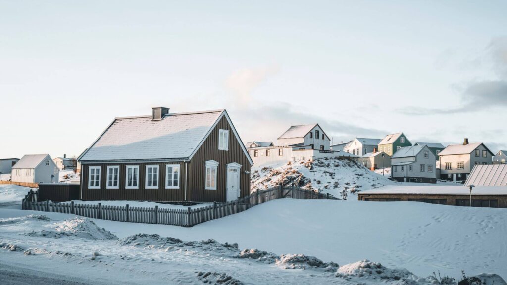 Picture of the Snæfellsnes Peninsula Houses in the Winter in Iceland | Iceland with a View 