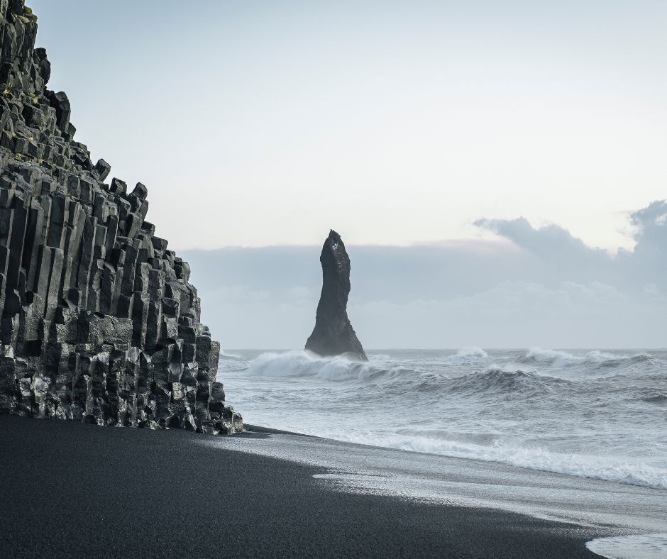 Picture of the Reynisfjara Beach and her Basalt Columns | Iceland with a View